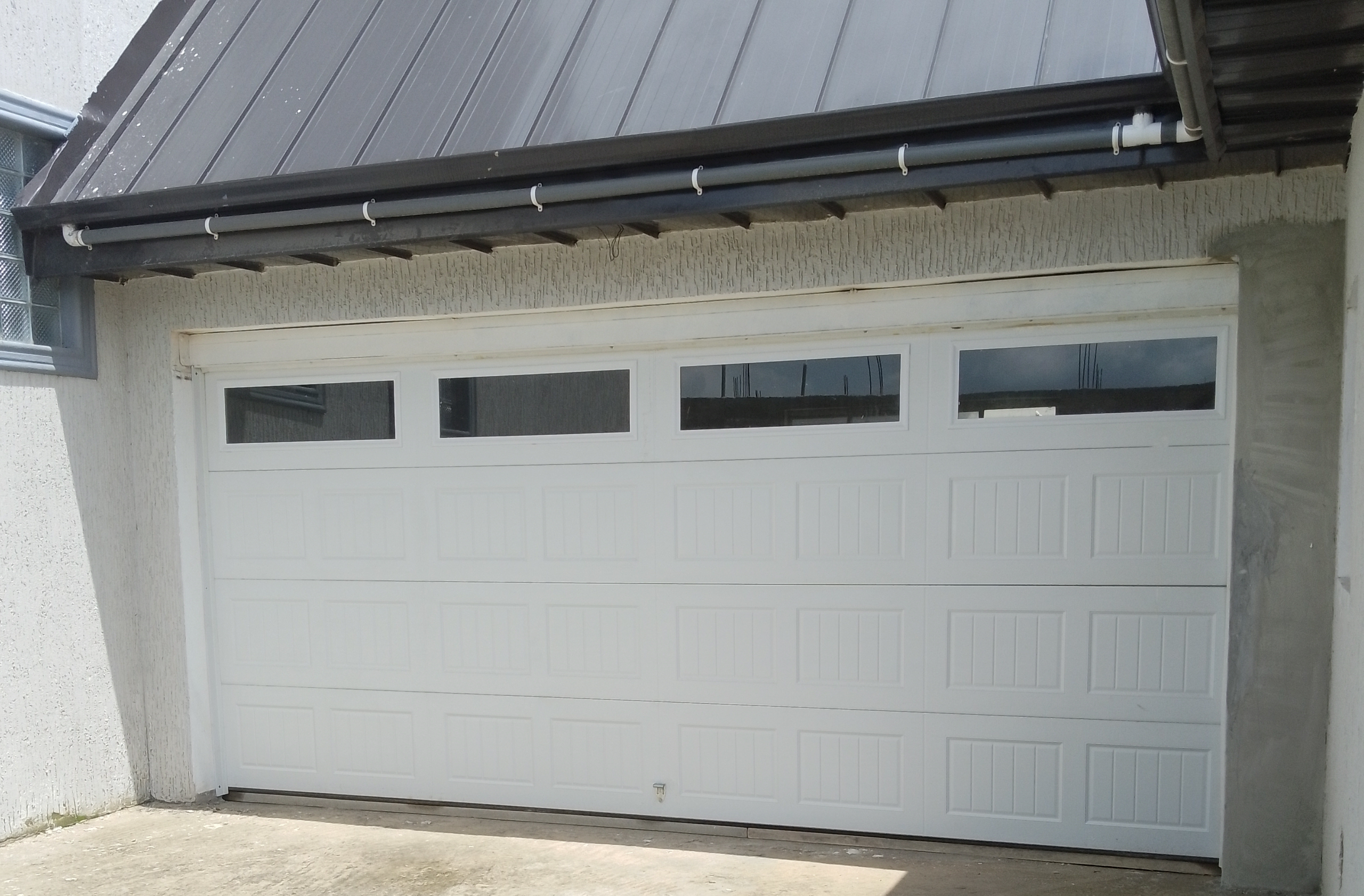 SECURITY ENGINEERING SOLUTIONS nsj nstalled automatic garage door @ kotoku